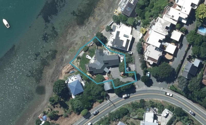 57 Paremata Road, Paremata, Porirua - Carousel 1