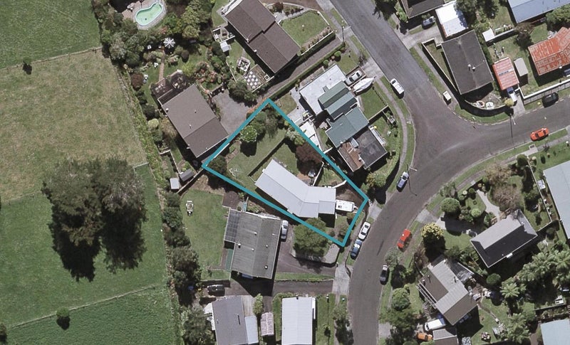 32 Carlton Terrace, Westown, New Plymouth - Carousel 1
