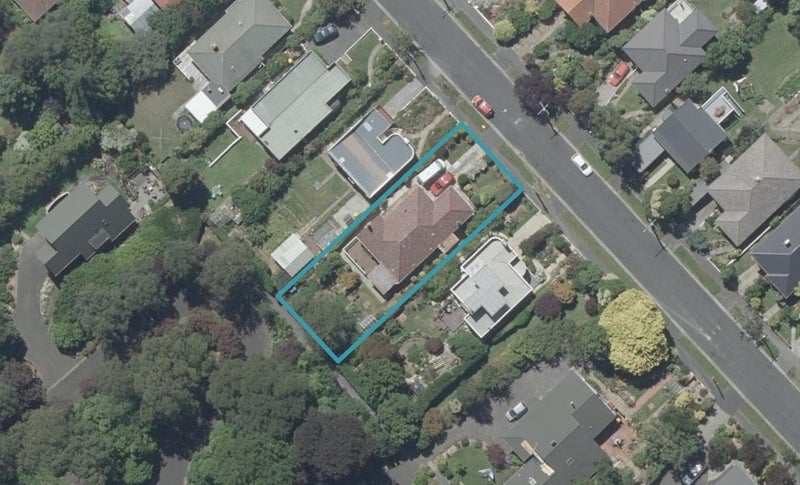 38 Glendining Avenue, North East Valley, Dunedin - Carousel 1