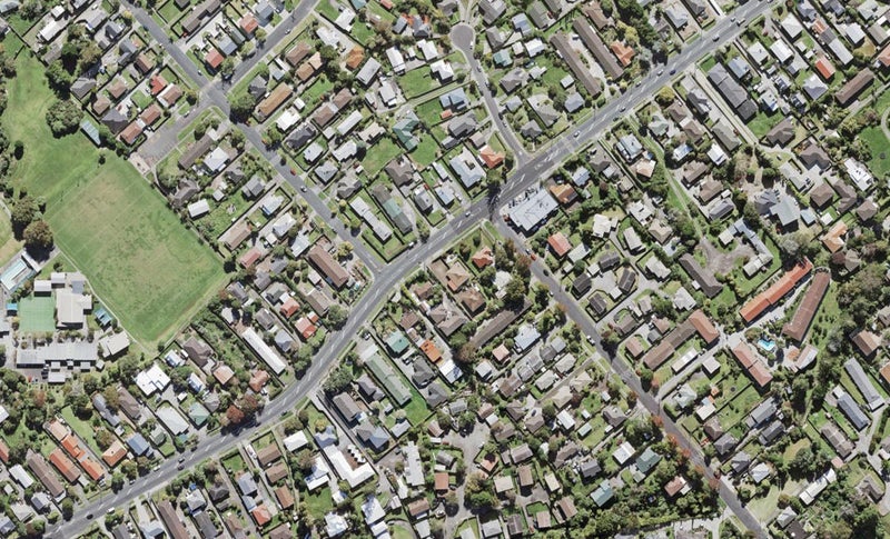 2/88 Titirangi Road, New Lynn, Auckland - Carousel 1