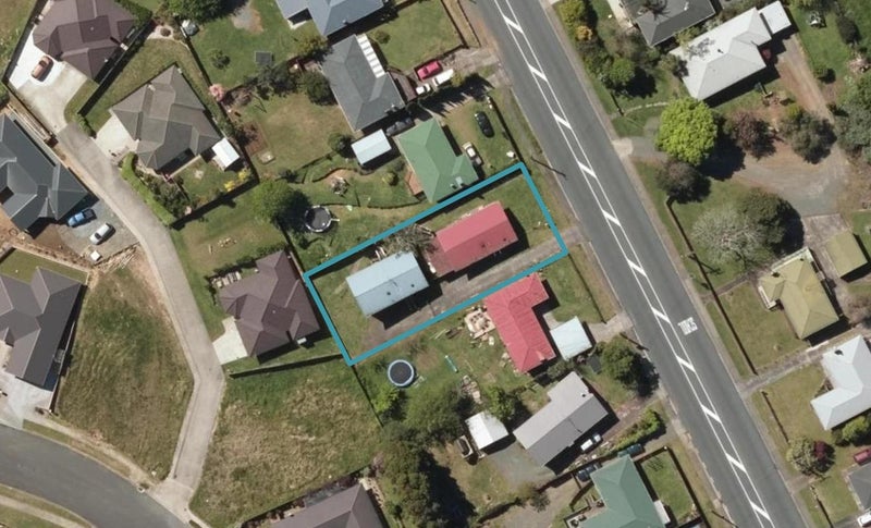 15 Corks Road, Te Kamo, Whangārei - Carousel 1