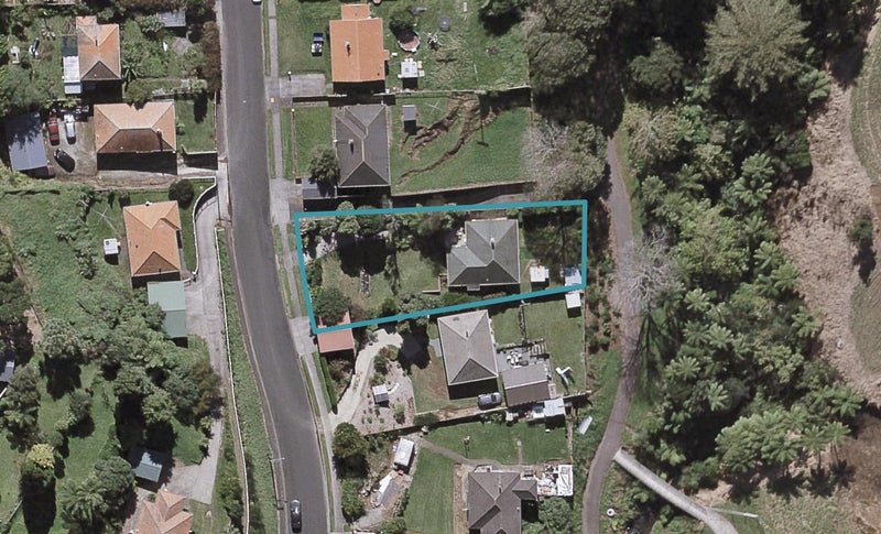 31 Glenpark Avenue, Frankleigh Park, New Plymouth - Carousel 1