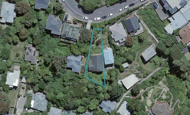 11 Plunket Street, Kelburn, Wellington - Carousel 1