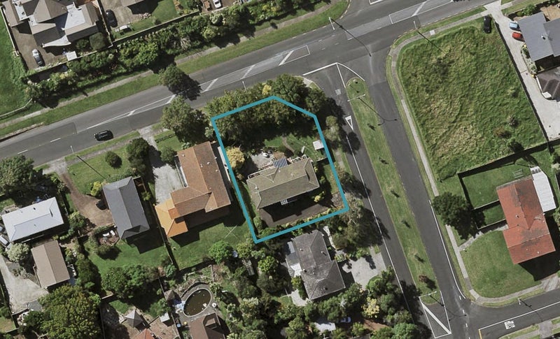 1 Goodwood Drive, Goodwood Heights, Auckland - Carousel 1