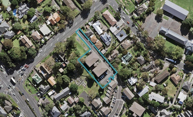 1G/3 Atawhai Lane, St Lukes, Auckland - Carousel 1