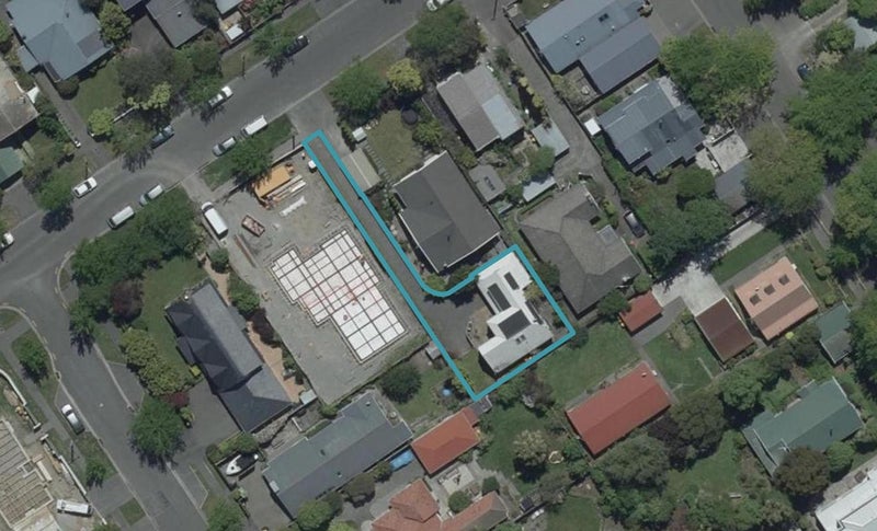 2/30 Tomes Road, St Albans, Christchurch - Carousel 1