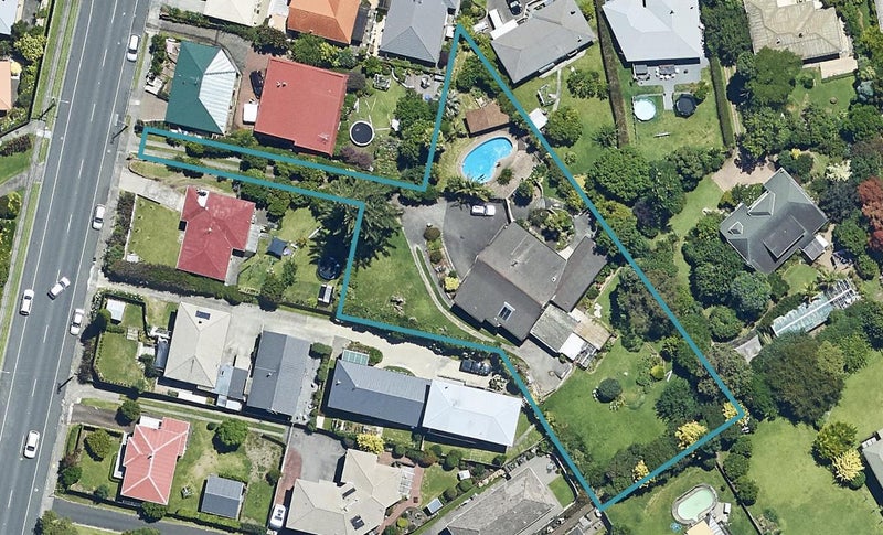 39 Otumoetai Road, Judea, Tauranga - Carousel 1