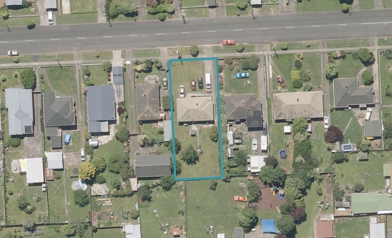 18 Wakefield Street, Whanganui East, Whanganui - Carousel 1