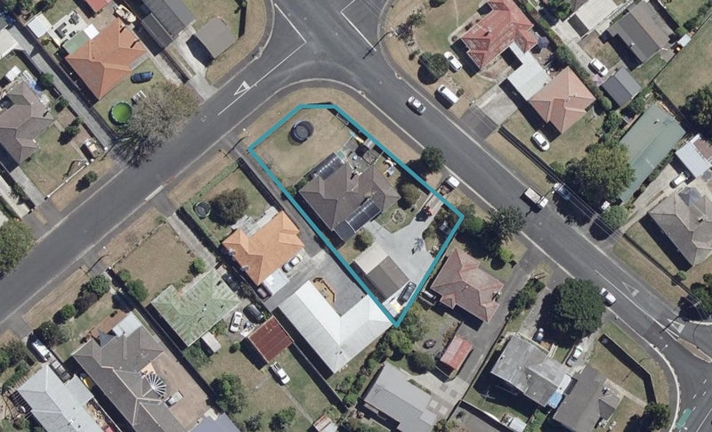 5 Steele Road, Forest Lake, Hamilton - Carousel 1