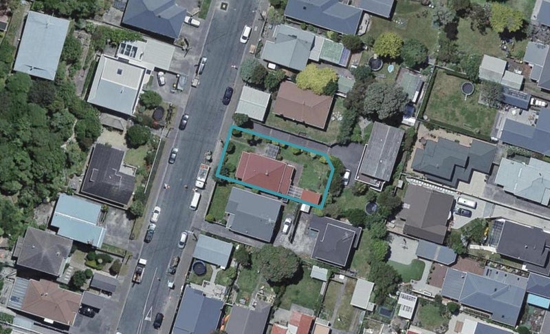 27 Severn Street, Island Bay, Wellington - Carousel 1