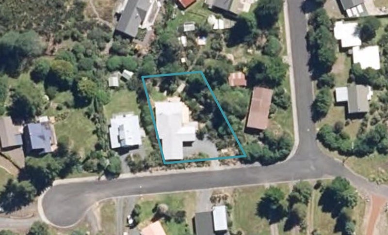 14 Kirk Street, WAIMARINO, OWHANGO - Carousel 1