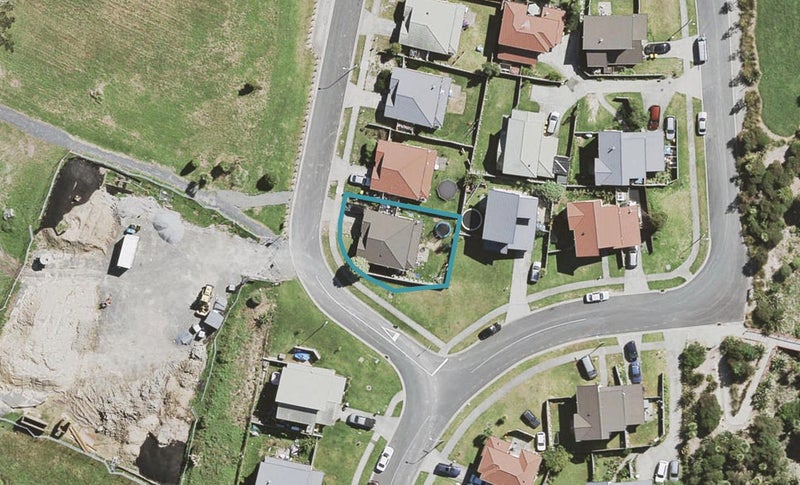 1 Tuck Nathan Drive, Glen Eden, Auckland - Carousel 1