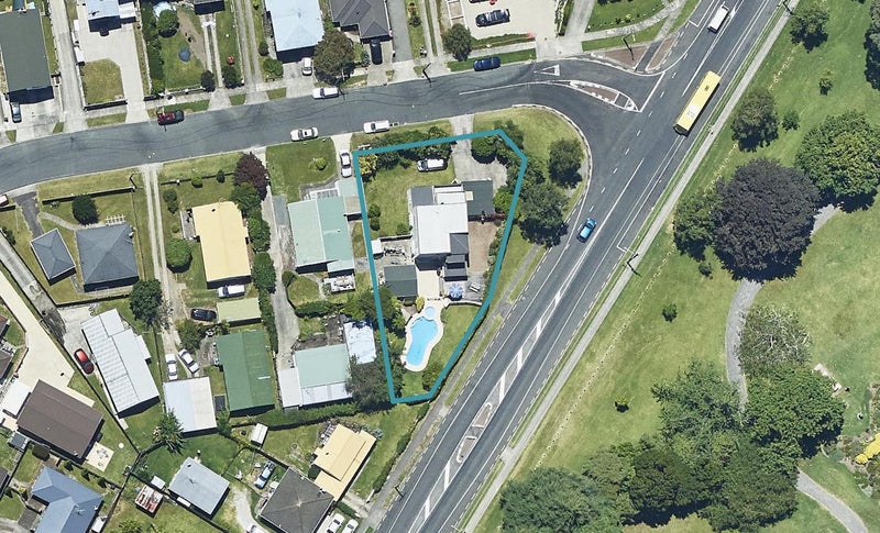 2 Roys Road, Parkvale, Tauranga - Carousel 1