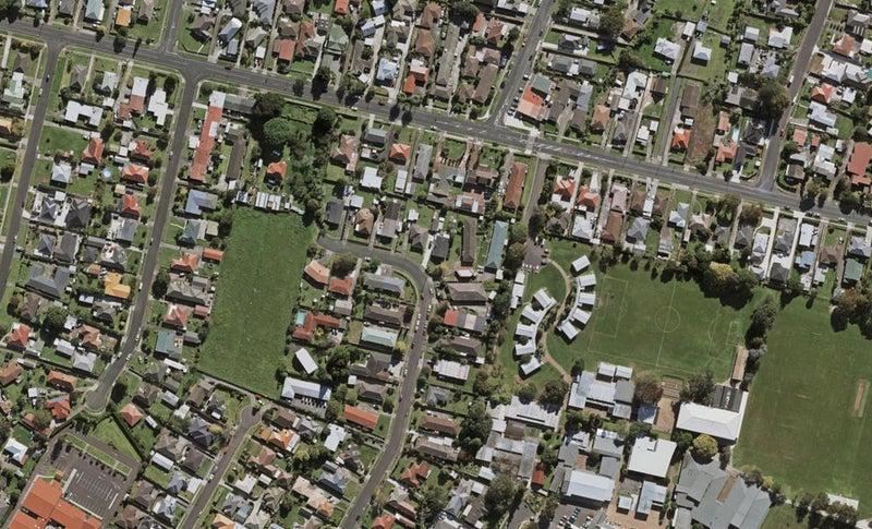 39A Alexander Avenue, Papatoetoe, Auckland - Carousel 1