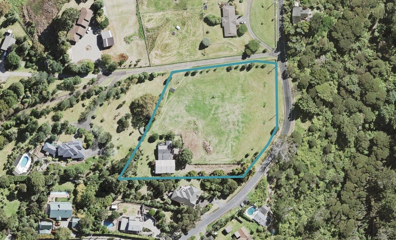 173 Shaw Road, Oratia, Auckland - Carousel 1