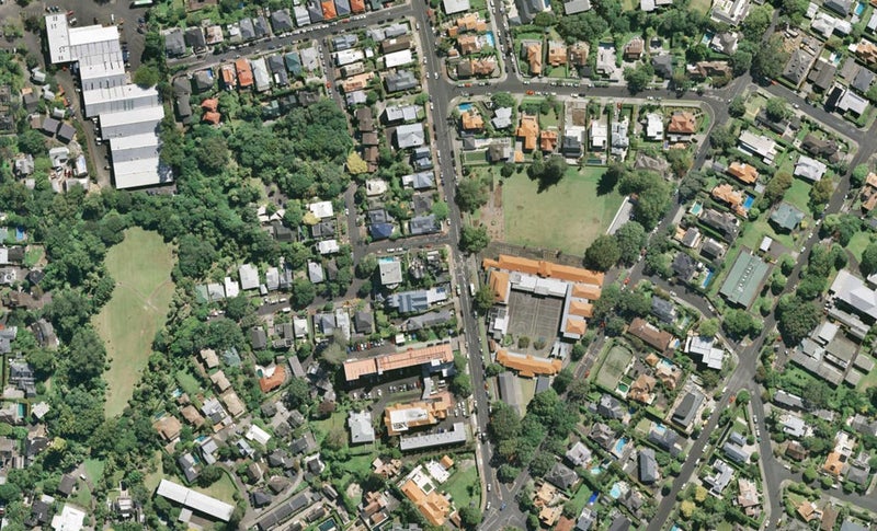 28 Gladstone Road, Parnell, Auckland - Carousel 1