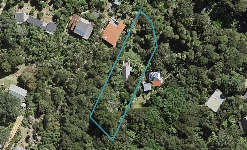 10 Te Aroha Avenue, Oneroa, Waiheke Island - Carousel 1