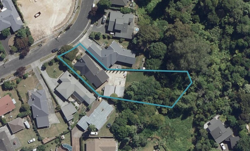 8 Tudor Crescent, Chedworth, Hamilton - Carousel 1