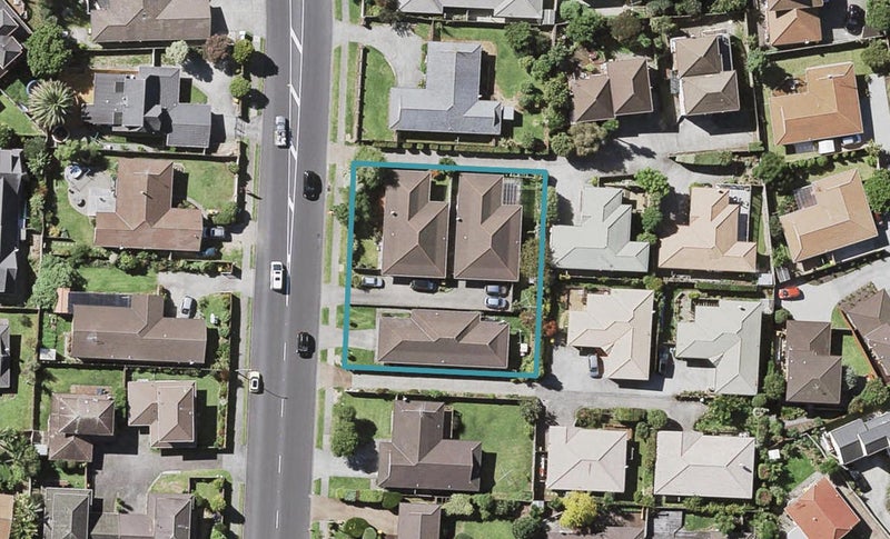 1/140 Whitford Road, Somerville, Manukau - Carousel 1