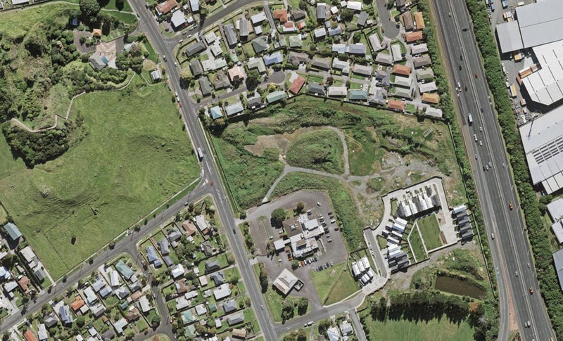 33 Huri Street, Mangere Bridge, Auckland - Carousel 1