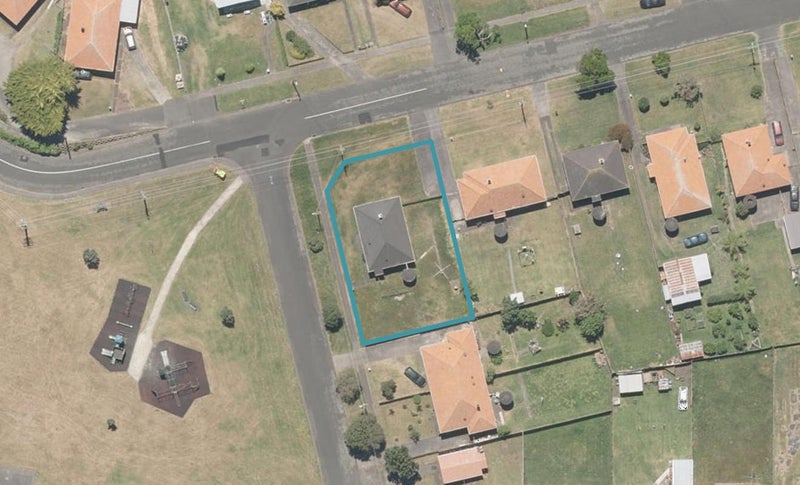 5 Meuli Street, Gonville, Whanganui - Carousel 1