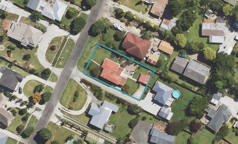 13 Pine Street, Mangapapa, Gisborne - Carousel 1