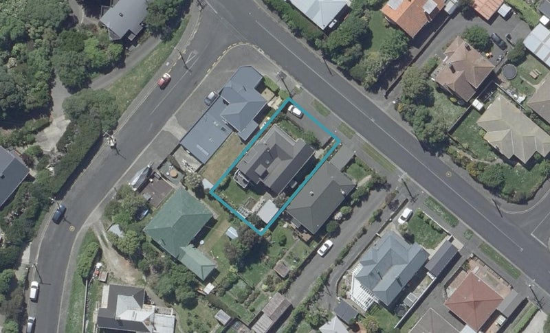 76 Tomahawk Road, Andersons Bay, Dunedin - Carousel 1