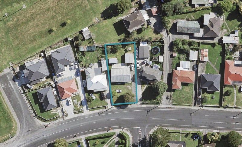 36 McAnnalley Street, Manurewa East, Auckland - Carousel 1