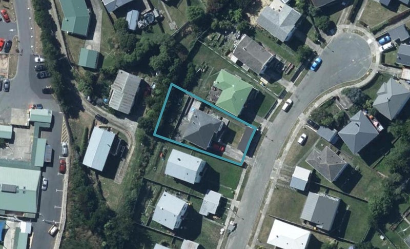 19 Excellency Terrace, Ascot Park, Porirua - Carousel 1