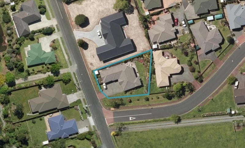 1 Chatsfield Place, Kamo, Whangarei - Carousel 1