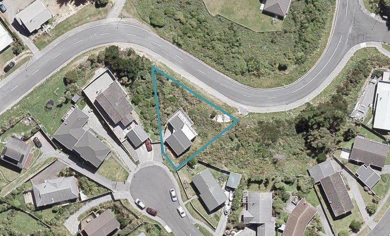19 Jasmine Grove, Maungaraki, Lower Hutt - Carousel 1