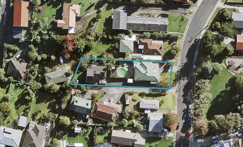 8B Quona Avenue, Mount Roskill, Auckland - Carousel 1
