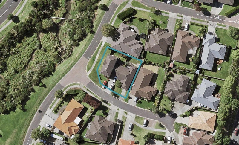 2 Kilbaha Close, East Tamaki, Auckland - Carousel 1