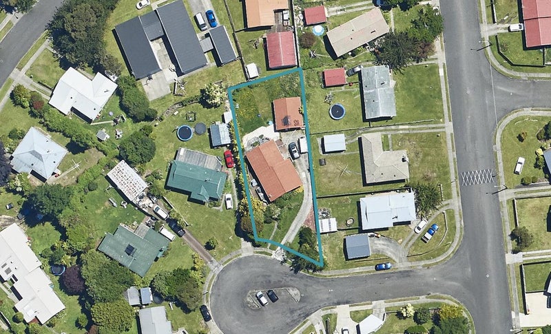 3 Garnet Place, Pukehangi, Rotorua - Carousel 1