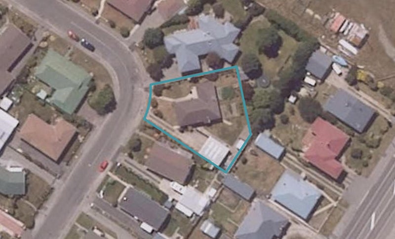 15 Walbrook Crescent, Oamaru North, Oamaru - Carousel 1