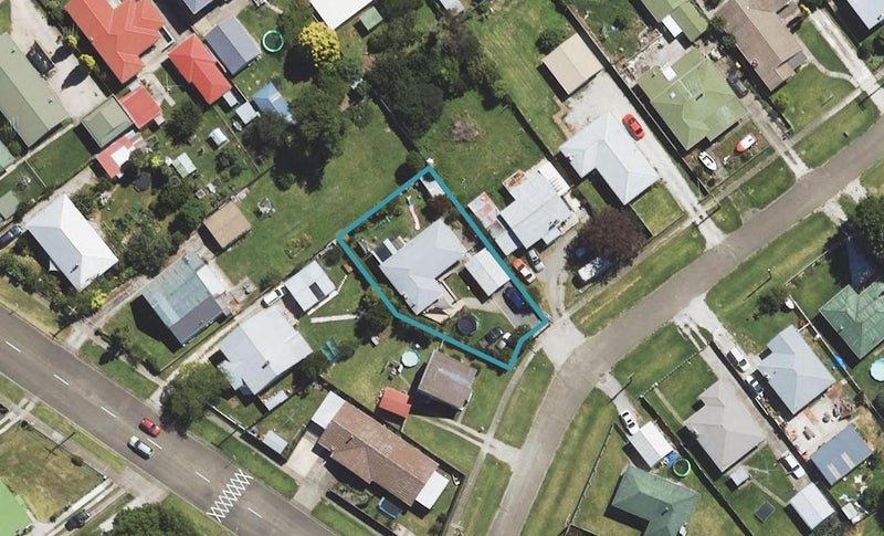 6 Tui Street, Outer Kaiti, Gisborne - Carousel 1