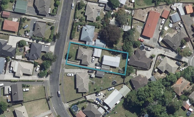 12A Willis Street, Bader, Hamilton - Carousel 1