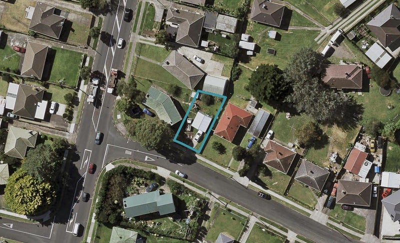 43 Awatere Street, Clover Park, Auckland - Carousel 1