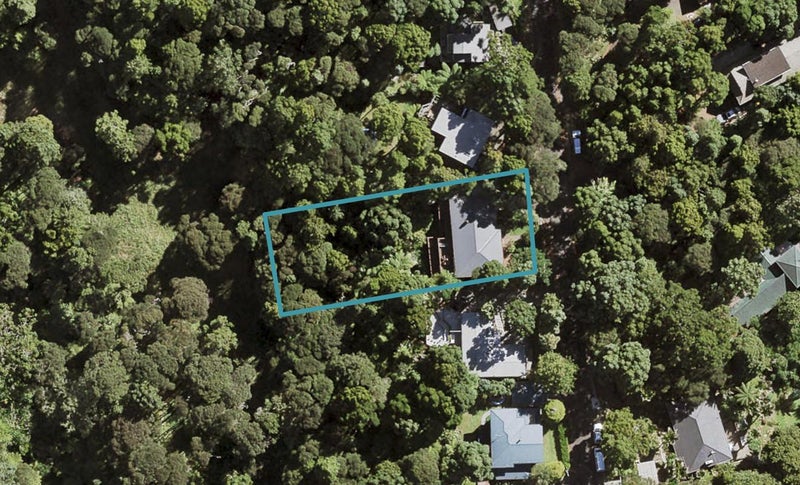 14 Tawini Road, Titirangi, Auckland - Carousel 1