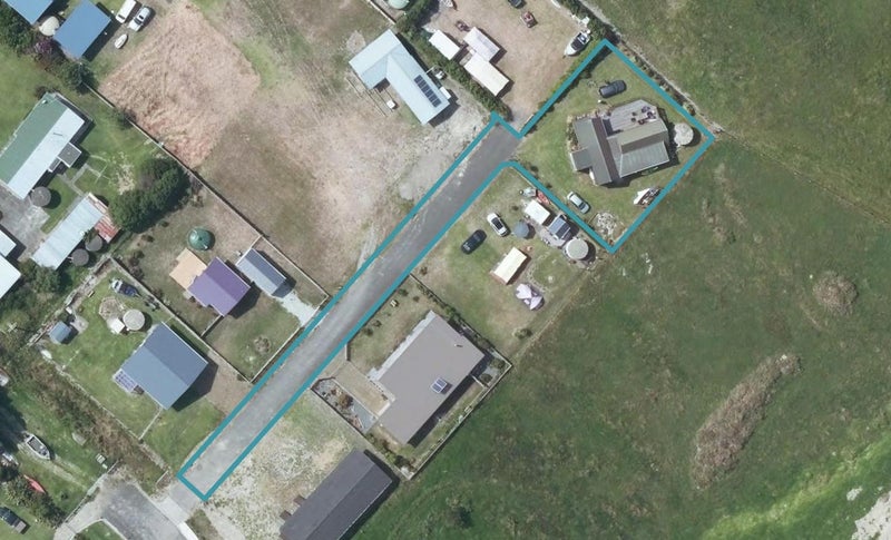 15C Ratau Street, Māhia - Carousel 1