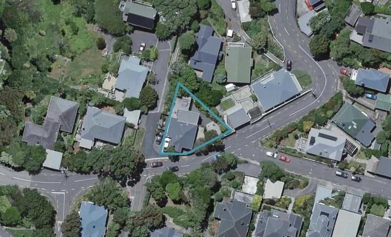 20 Cecil Road, Wadestown, Wellington - Carousel 1