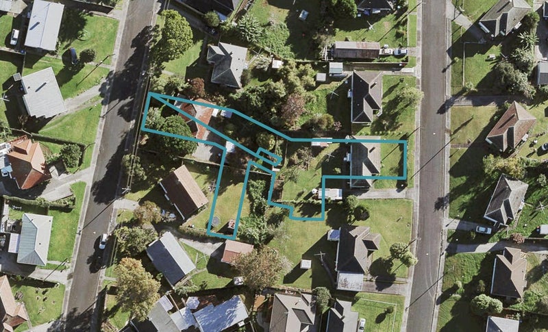 12 Nekuneku Lane, Mount Roskill, Auckland - Carousel 1