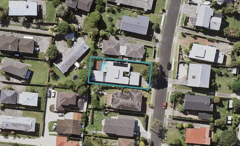 9 Knightsbridge Drive, Forrest Hill, Auckland - Carousel 1