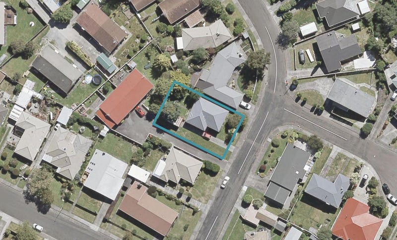 7 Whirinaki Crescent, Heretaunga, Upper Hutt - Carousel 1