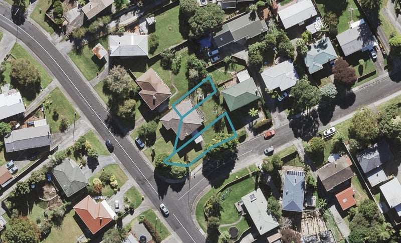 23C Crystal Avenue, Glendene, Auckland - Carousel 1