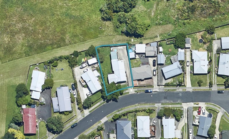81 Jonathon Street, Brookfield, Tauranga - Carousel 1