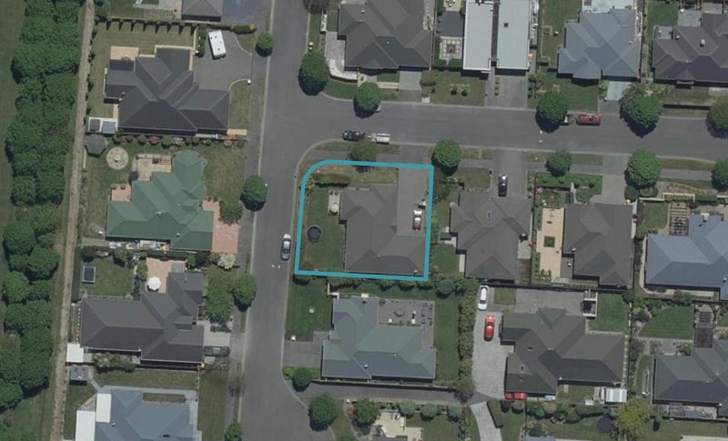 7 Providence Place, Redwood, Christchurch - Carousel 1