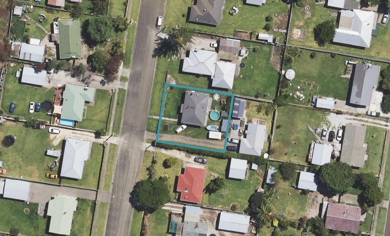 11 Ralph Street, Tamarau, Gisborne - Carousel 1