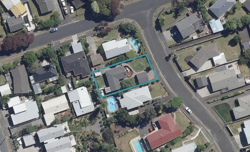 4 McDowall Place, Queenwood, Hamilton - Carousel 1