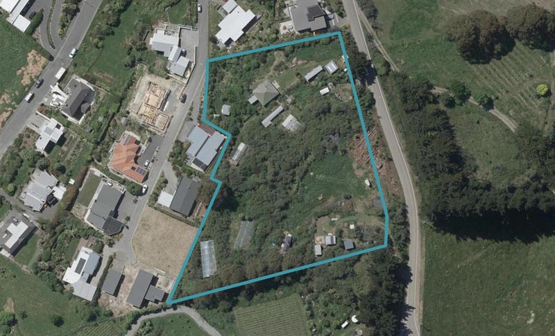 200 Huntsbury Avenue, Huntsbury, Christchurch - Carousel 1